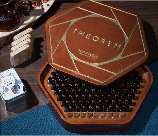 Utilisation d'un coffret de 144 arômes pour vous apprendre à décrire un café